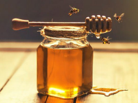 10 reasons why you should consume more honey